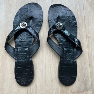 Tory Burch black sandals size 8.5